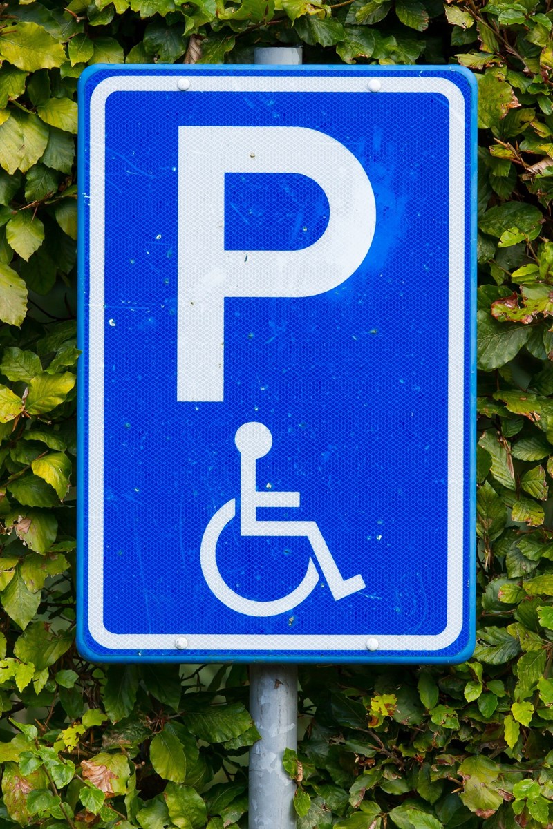 Знак парковка для инвалидов 6.4.17