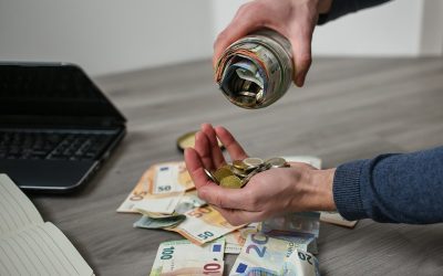 Schadevergoeding van bv op privérekening is afkoop pensioen