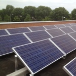 79 duurzame zonnepanelen op pand Eurostaete waarin ACMO is gehuisvest